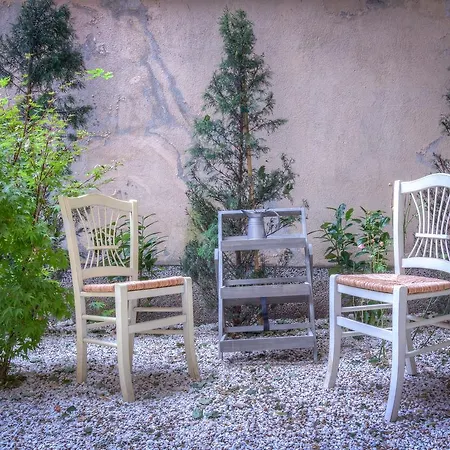 Къща за гости Maison 21